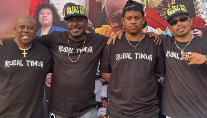 Rudal Timur Tunjukkan Sisi Lain Orang Timur Lewat Rutim